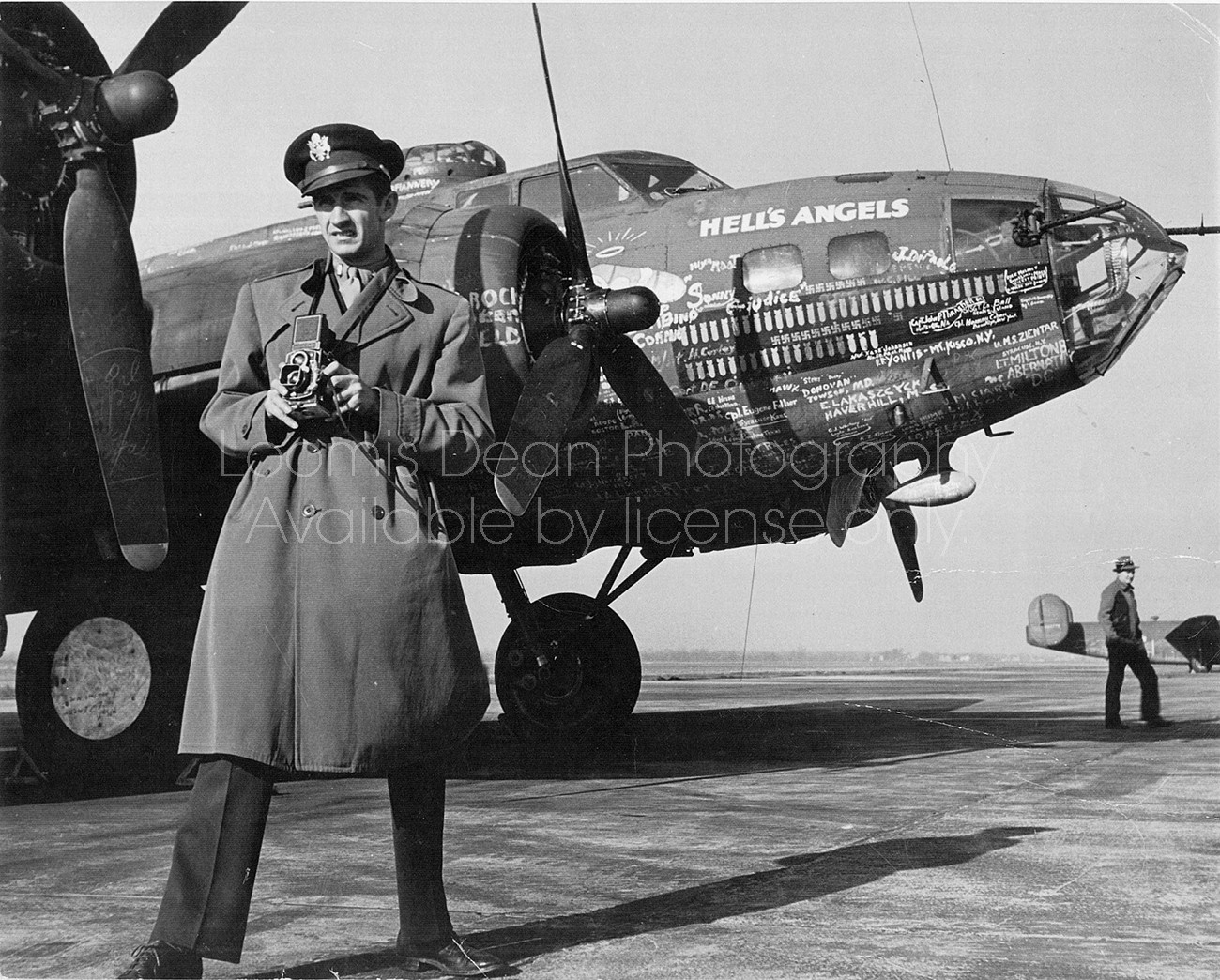 WWII PHOTOGRAPHER CAPTAIN LOOMIS DEAN 142 