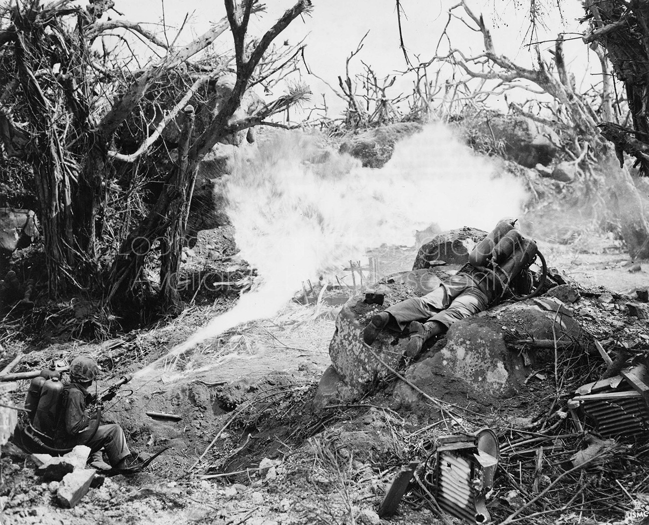 U.S. MILITARY WWII IWO JIMA LANDING 2 187 