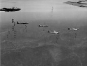 U.S. AIR WAR IN PACIFIC B29 BOMBING RUN 092 