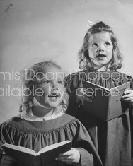Children singing in children's chior.