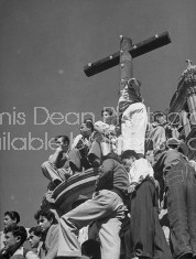 People attending Miguel Aleman's inauguration.