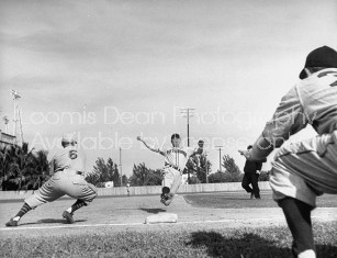 Bloodworth (C) reaching third base in second Grapefruit game against Browns.