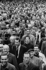 French crowd demonstrating against Charles de Gaulle.