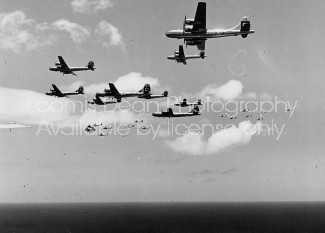 U.S. AIR FORCE B29 FLIGHT FORMATION HEADED FOR JAPAN S 231 