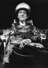 POET AND CRITIC DAME EDITH SITWELL 2 S 