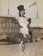 RINGLING CIRCUS SHOWGIRL IN TOPHAT 