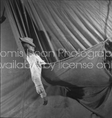 RINGLING CIRCUS TENT HAMMOCK NAP 