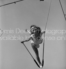 RINGLING CIRCUS TRAPEZE ACROBAT 2 